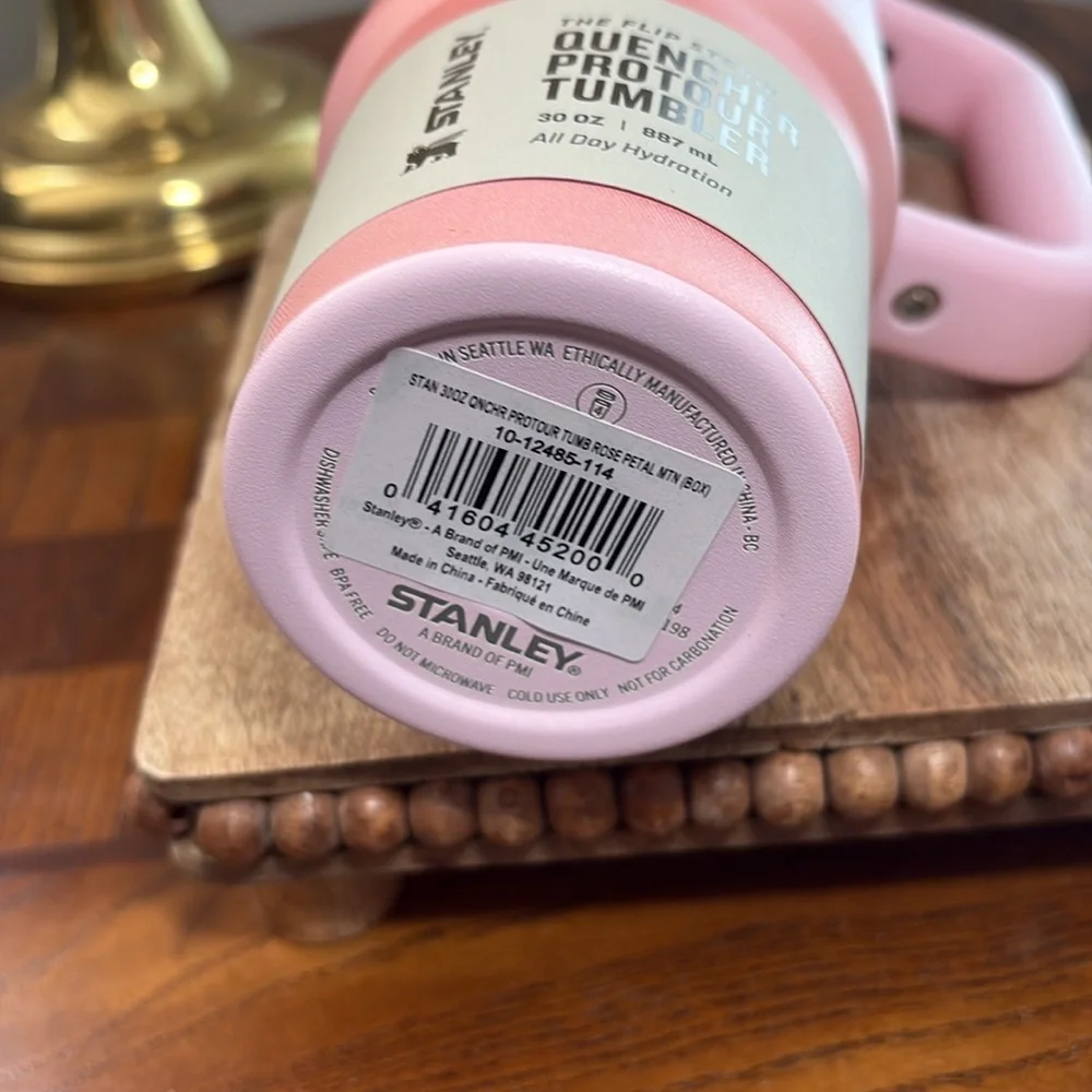 40 oz Stanley pink/purple flip top tumbler - Picture 5 of 5
